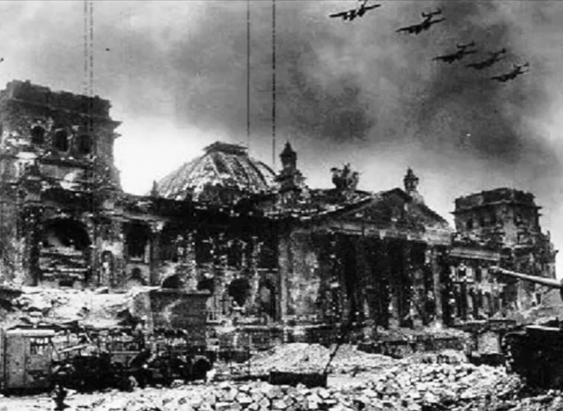 Здание Рейхстага, 1945 год