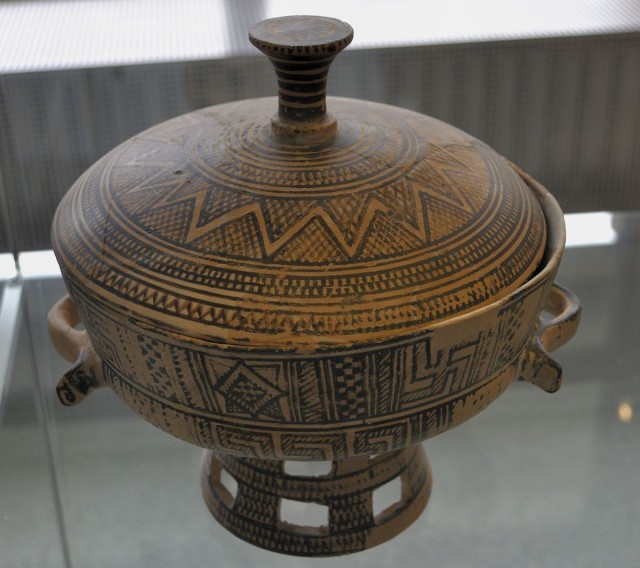 Музей Этьена в Дюссельдорфе (Hetjens-Museum Düsseldorf)