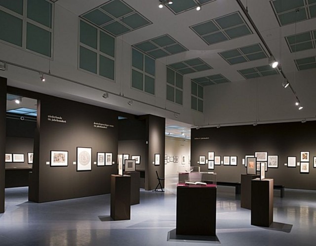 Дюссельдорфский Дворец искусств (Museum KunstРalast)