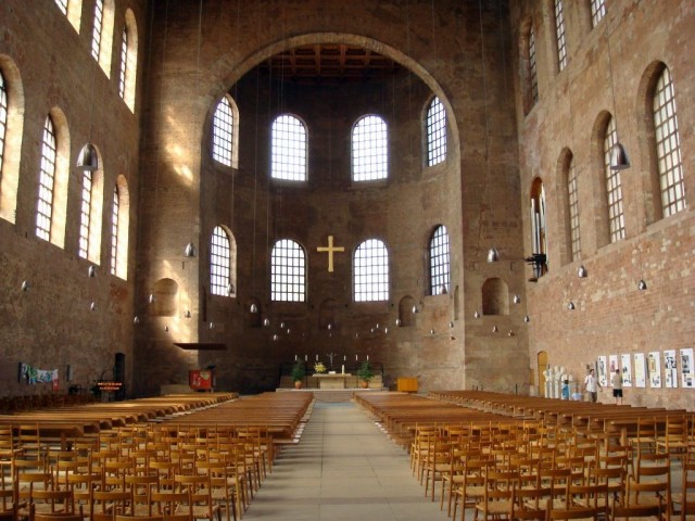 Базилика Константина (Konstantinbasilika)