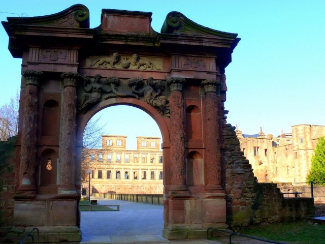 Гейдельбергский замок (Heidelberg Schloss)