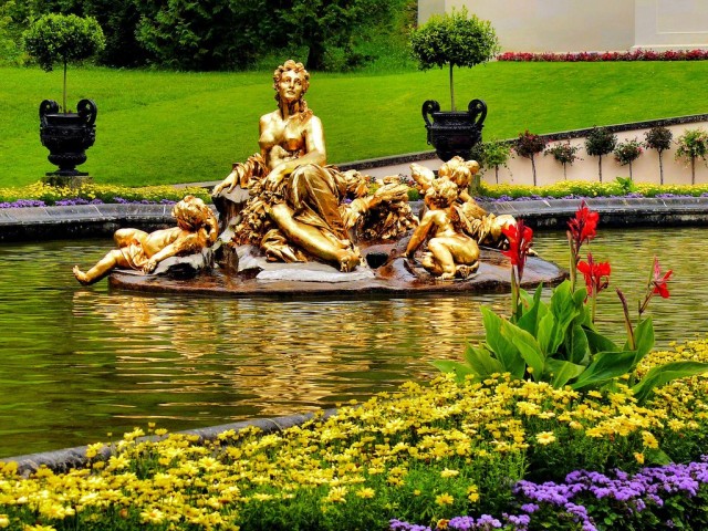 Дворец Линдерхоф (Schloss Linderhof)