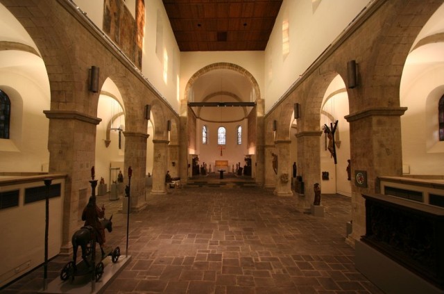 Музей Шнютген (Schnütgen Museum)
