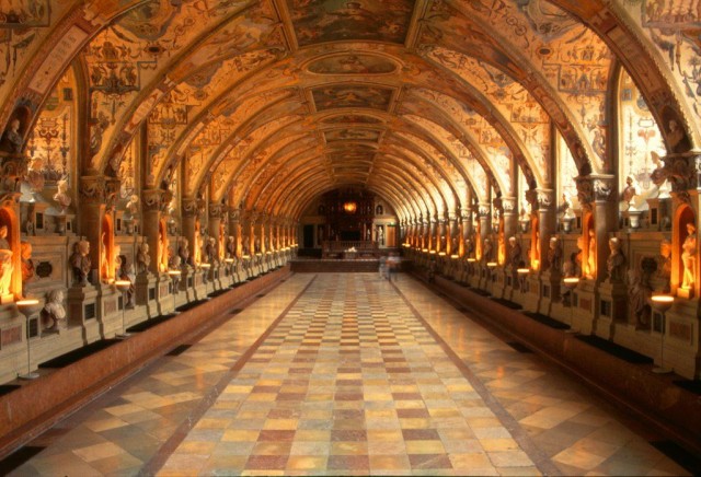 Мюнхенская резиденция ( Münchner Residenz)