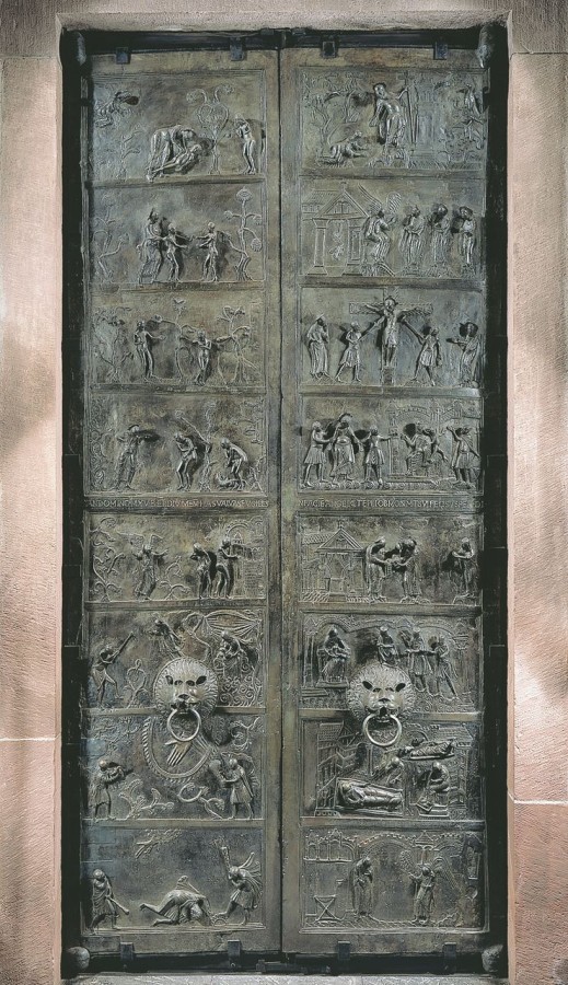 Бронзовые врата (Bernwardstür)