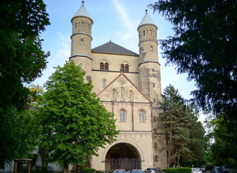 Церковь Св. Пантелеймона (St. Pantaleon)