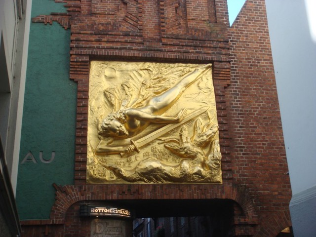 Улица бочаров Бетхерштрассе (Böttcherstraße)