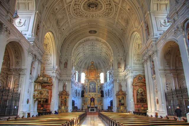 Церковь Святого Михаила (Michaelskirche)