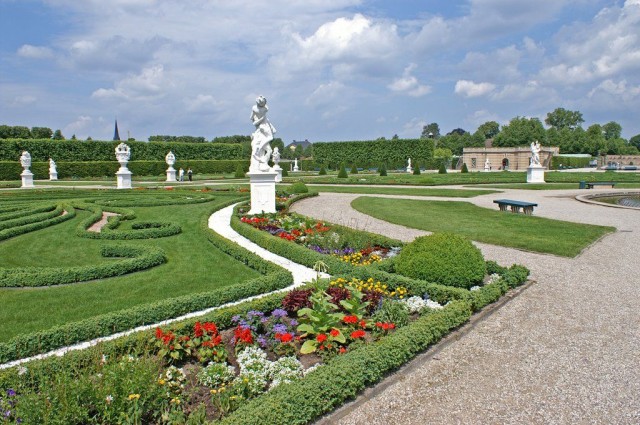 Большой сад в районе Ганновера Херрхаузен (der Große Garten in Herrenhausen)