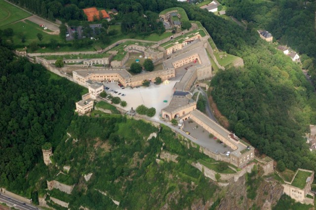Крепость Эренбрайтштайн (Festung Ehrenbreitstein)