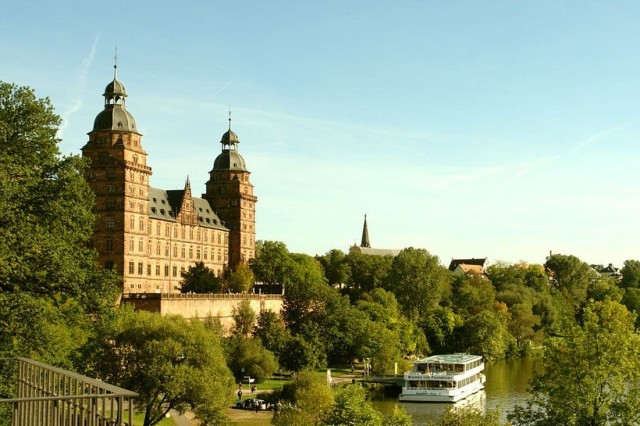Замок Йоханнесбург (Schloss Johannisburg)