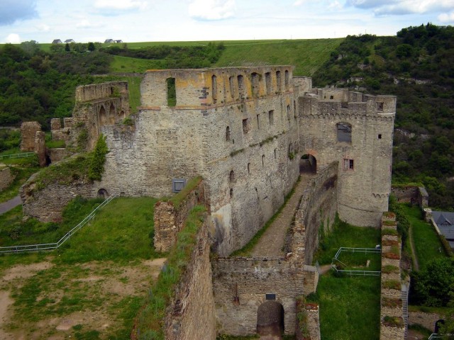 Замок Райнфельс (Burg Rheinfels)