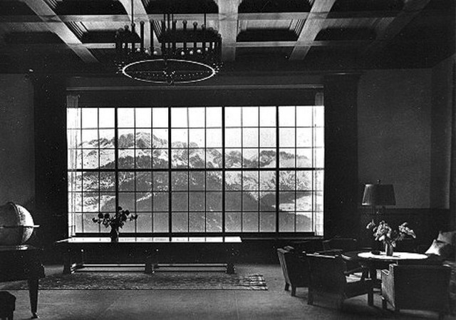Бергхоф (Berghof)