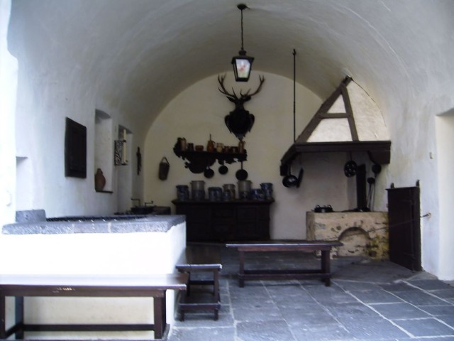 Замок Бюрресхайм (Schloss Bürresheim)