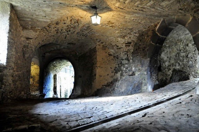 Замок Бюрресхайм (Schloss Bürresheim)