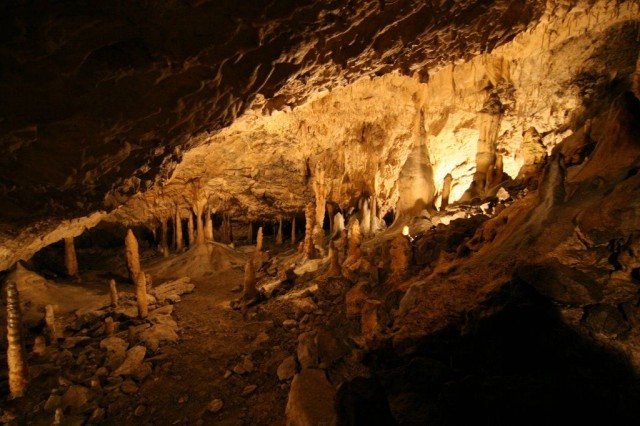 Пещера Германа (Hermannshöhle)