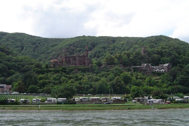 Замок Райхенштайн (Burg Reichenstein или Falkenburg genannt)