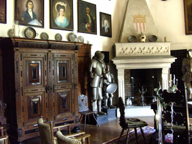 Замок Райхенштайн (Burg Reichenstein или Falkenburg genannt)