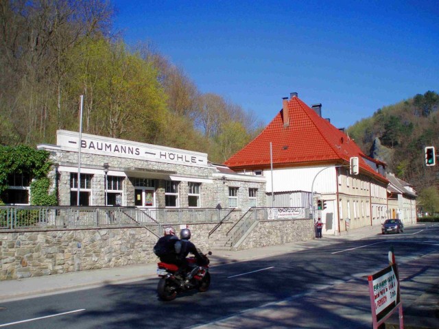 Бауманская пещера или пещера Baumanns (Baumannshöhle)