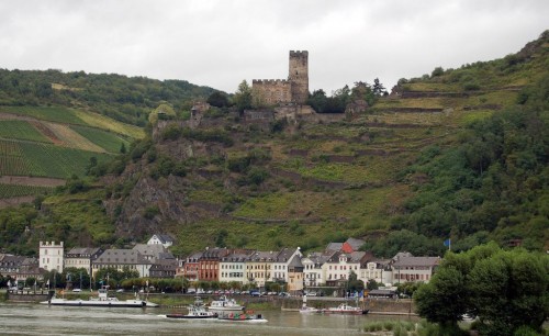 Замок Гутенфельс (Burg Gutenfels) 
