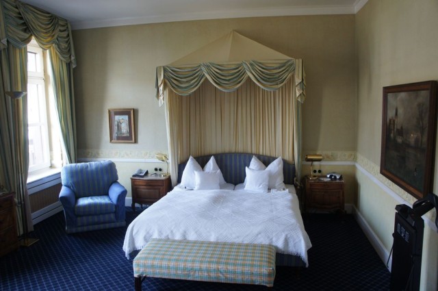 Отель Кроне Асманхаузен (Hotel Krone Assmannhausen)