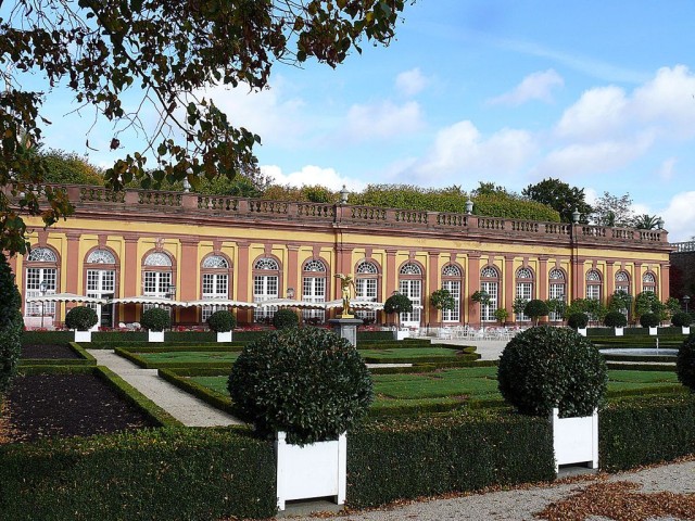 Замок Вайльбург (Schloss Weilburg)