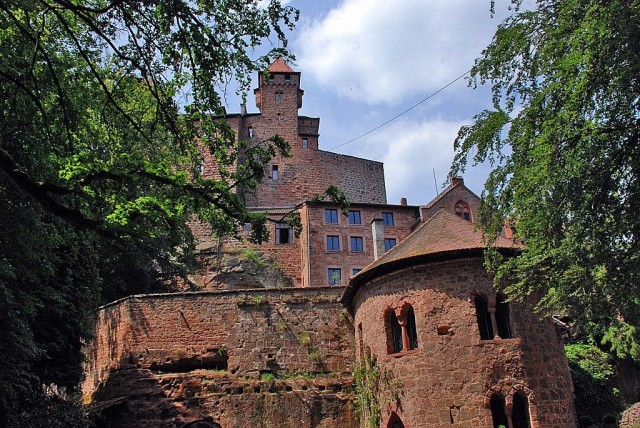 Замок Бервартштайн (Burg Berwabtstein)