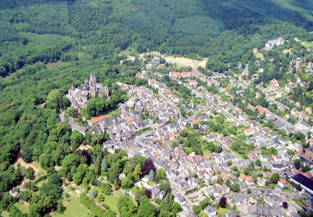 Замок Браунфельс (Schloss Braunfels)