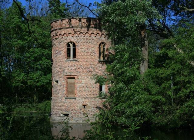 Замок Бладенхорст (Schloss Bladenhorst)