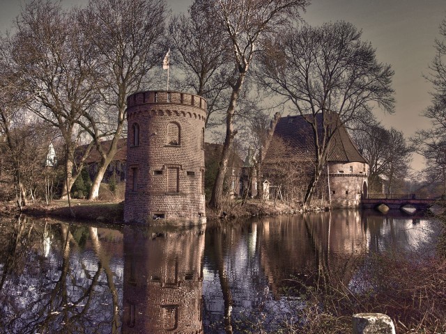 Замок Бладенхорст (Schloss Bladenhorst)
