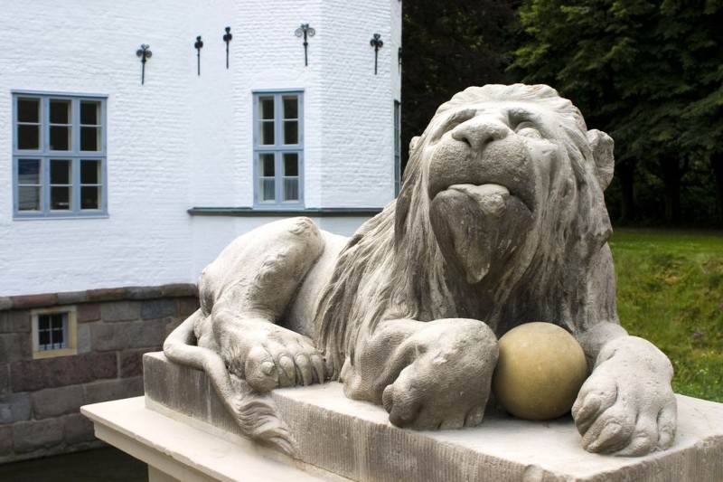 Замок Аренсбург (Schloss Ahrensburg)