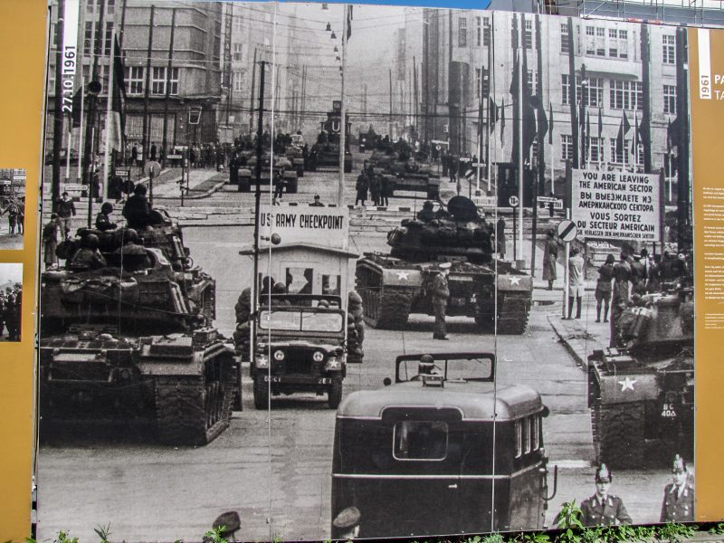 Танковое противостояние