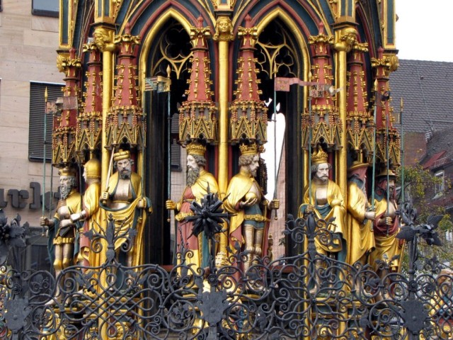 «Прекрасный фонтан» (Schöner Brunnen)