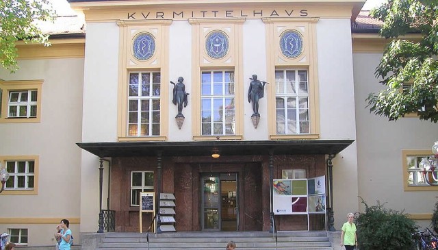  Курортная клиника (Kurmitelhaus)