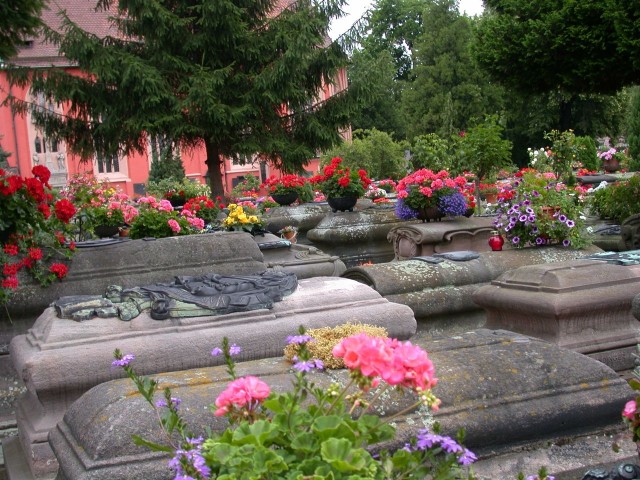 Кладбище святого Иоанна (Johannisfriedhof)