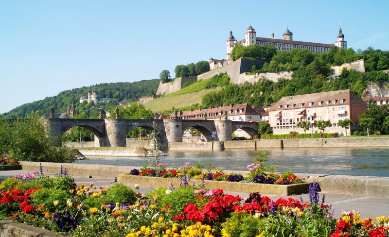 Крепость Мариенберг (Festung Marienberg)