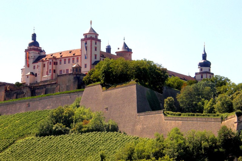 Крепость Мариенберг (Festung Marienberg)
