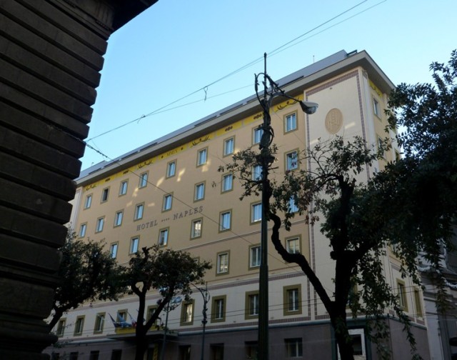 Hotel Naples