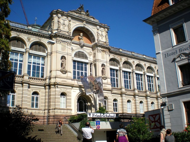 Римско-ирландские бани Friedrichsbad