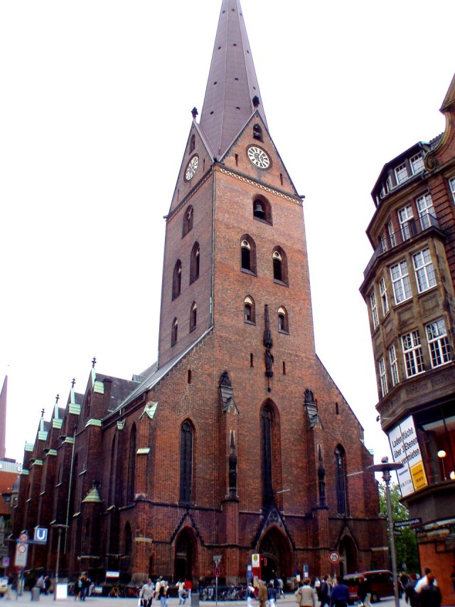 Церковь святого Петра (Hauptkirche Sankt Petri)