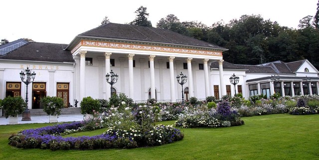 Курхаус (Kurhaus)