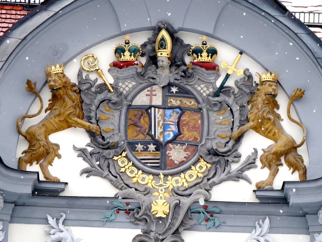 Бывшая епископская резиденция (Fürstbischöfliche Residenz)