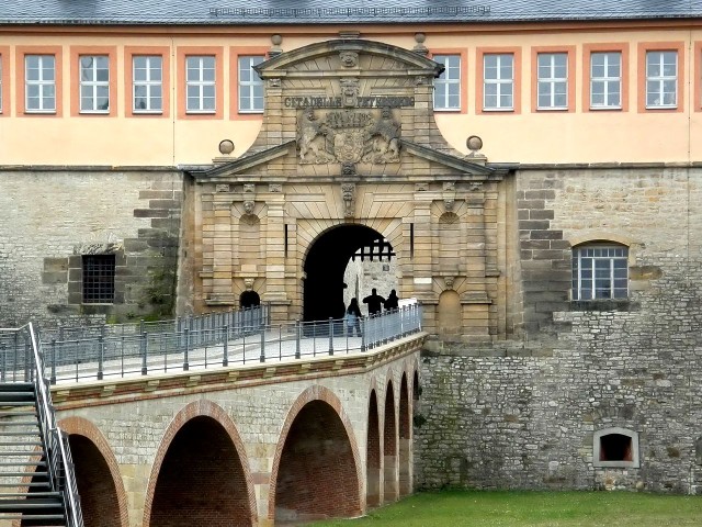 Цитадель Петерсберг (Zitadelle Petersberg)