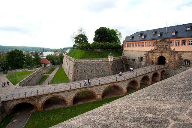 Цитадель Петерсберг (Zitadelle Petersberg)