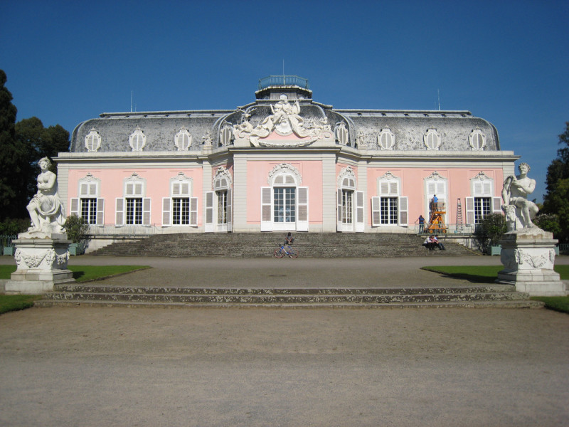 Замок Бенрат (Schloss Benrath) (фото rangaku1976)