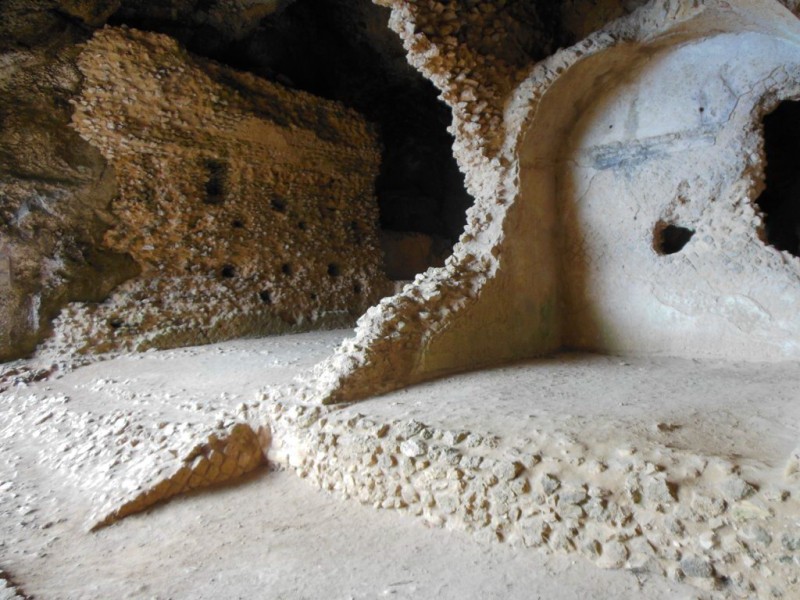 Пещера Великой Матери (Grotta di Matermania)