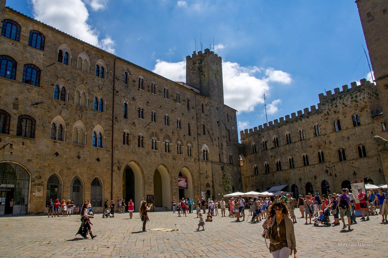 Дворец Преторио (Palazzo Pretorio)
