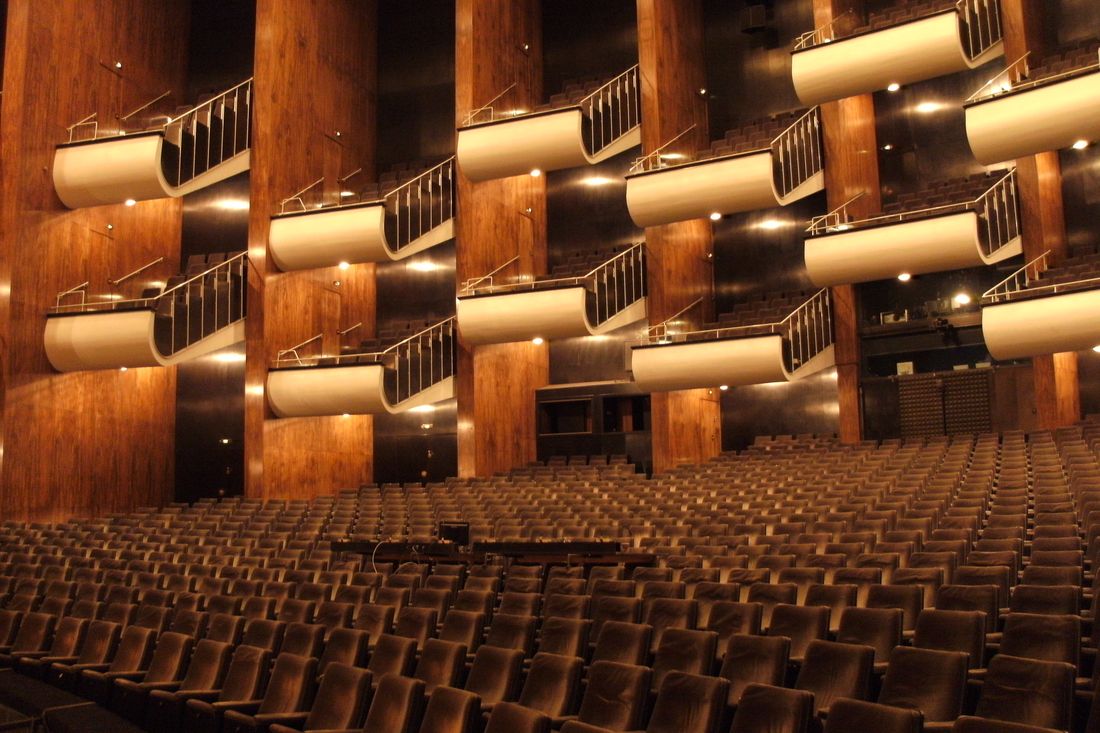 Оперный театр Кёльна (Opernhaus Köln)