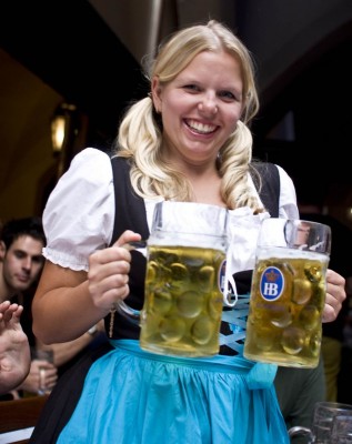 Пивная Хофбройхаус (Hofbrauhaus) в Мюнхене