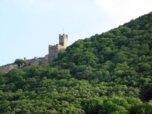 Крепость Зоонек (Burg Sooneck)